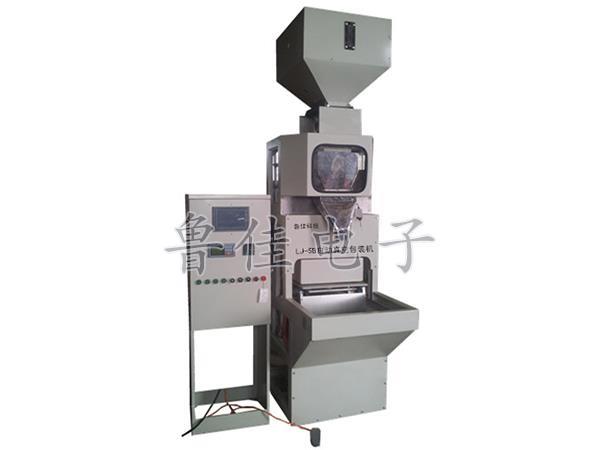 全自動真空包裝機的十二個使用要點